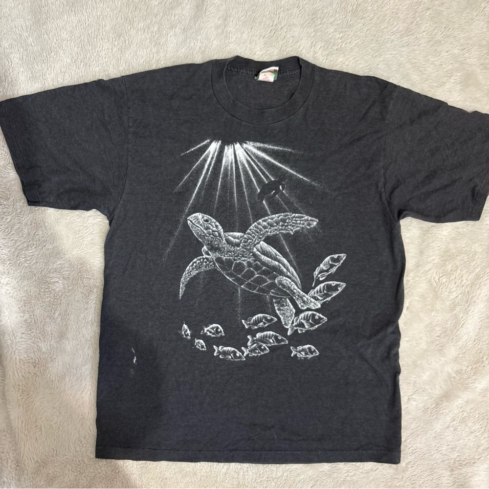 Vintage turtle tee